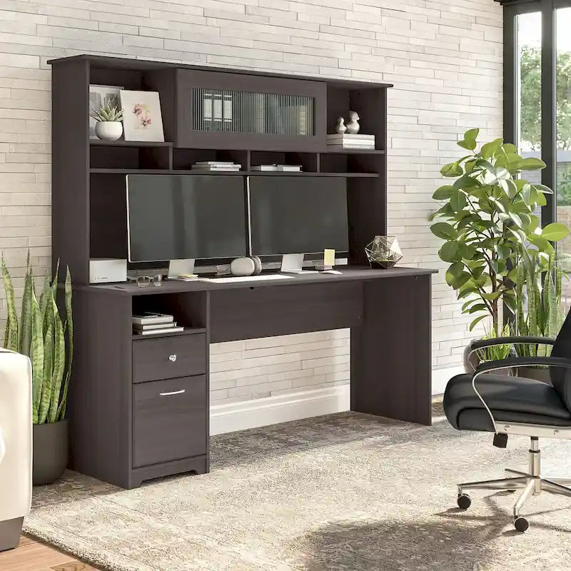 Bureau informatique avec étagère et tiroirs.