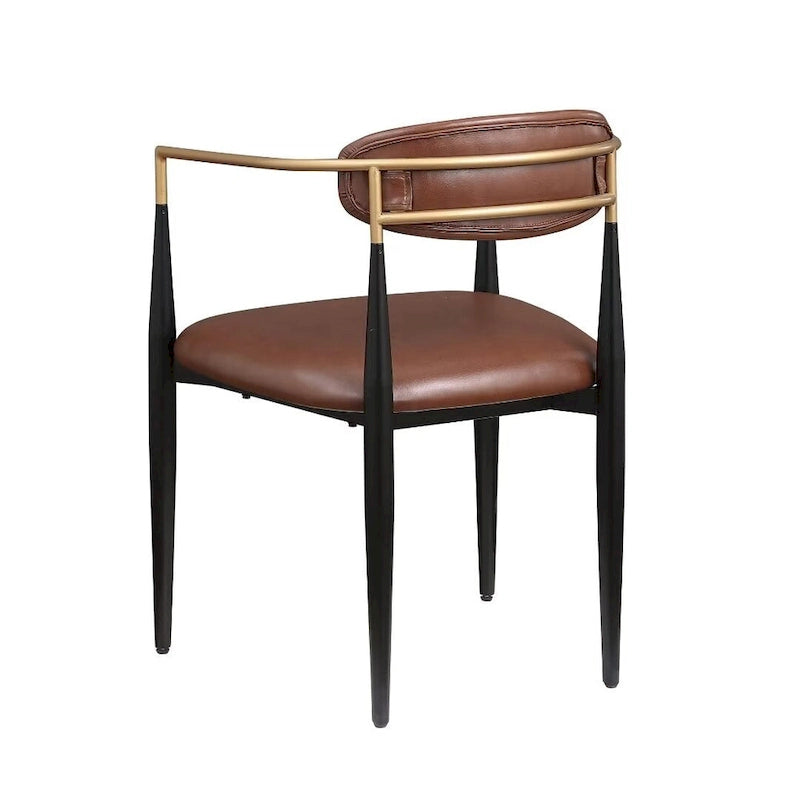 Un ensemble de deux chaises de salle à manger et de fauteuils en velours modernes.