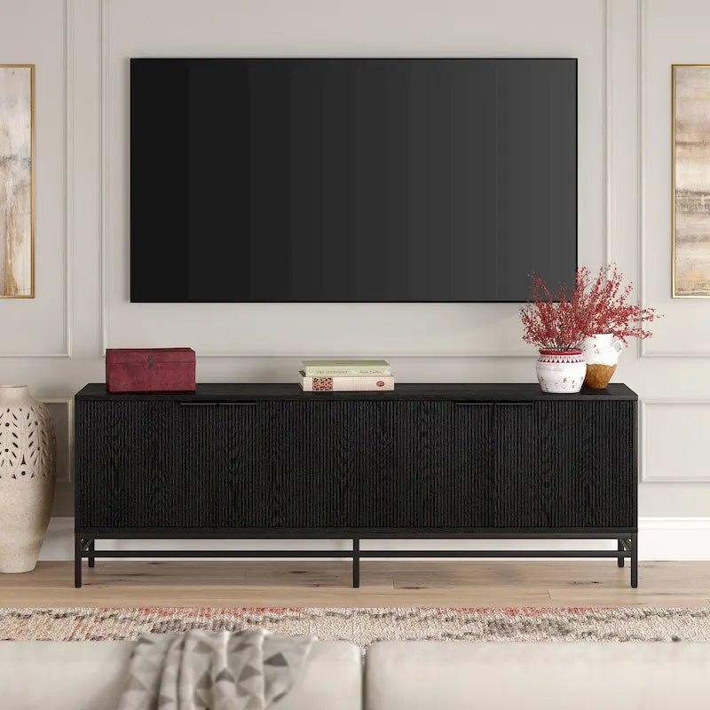 Un meuble TV rectangulaire, adapté aux téléviseurs d'une largeur maximale de 78 à 70 pouces.