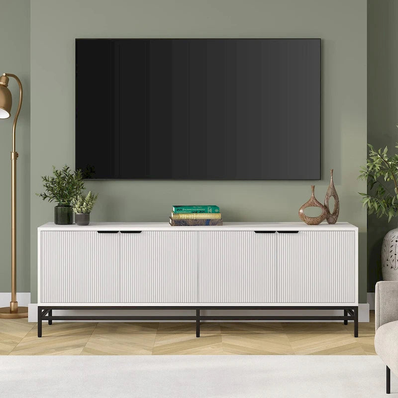 Un meuble TV rectangulaire, adapté aux téléviseurs d'une largeur maximale de 78 à 70 pouces.
