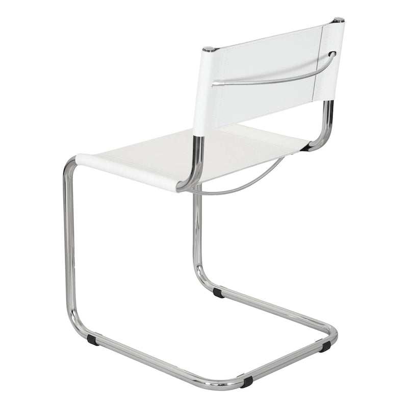 Fauteuils cantilever à structure chromée (disponibles en plusieurs coloris de similicuir).