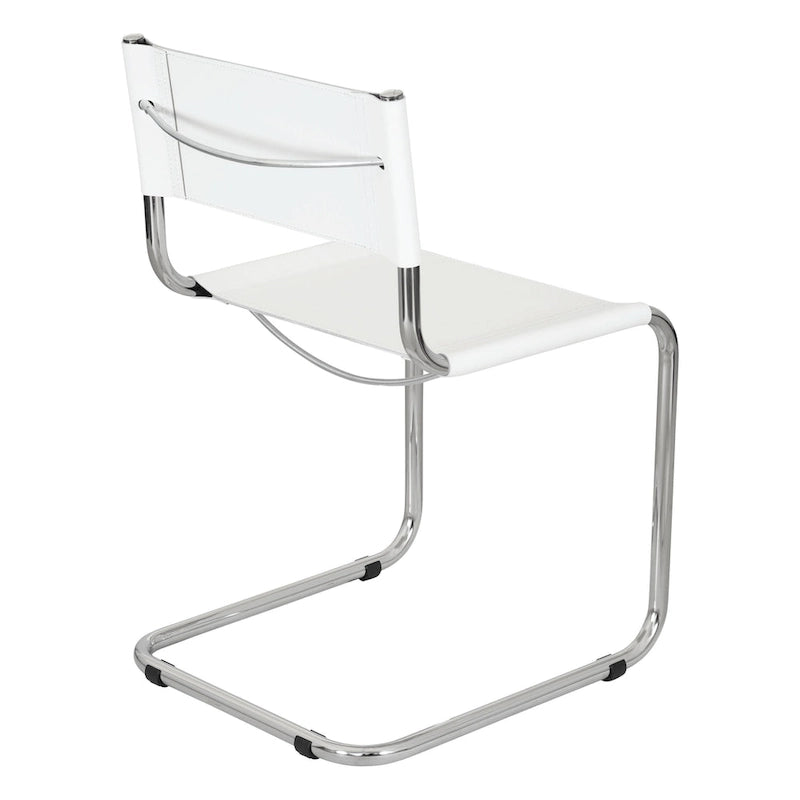 Fauteuils cantilever à structure chromée (disponibles en plusieurs coloris de similicuir).